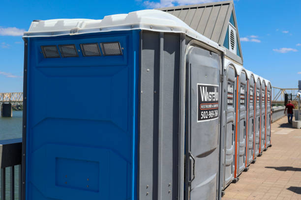 Best Standard Portable Toilet Rental in Oak Brook, IL